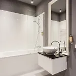 Platinum Residence Qbik Apartment