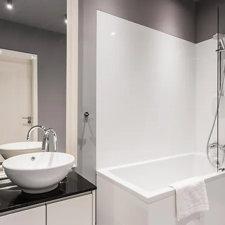 Platinum Residence Qbik Apartment