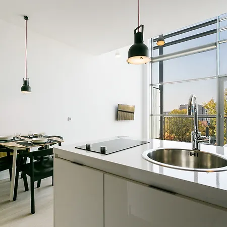 Platinum Qbik * Varsó