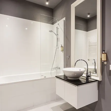 Platinum Residence Qbik Apartment